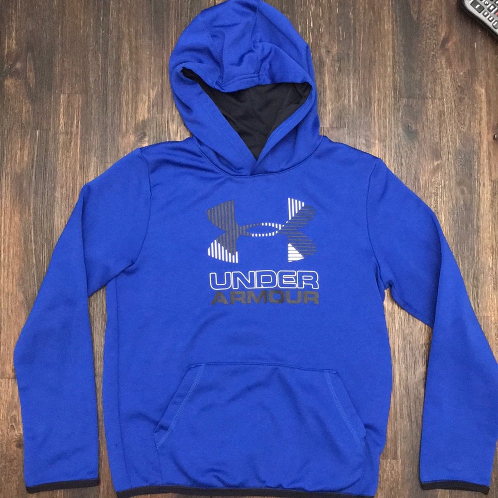 Under Armour sweatshirt